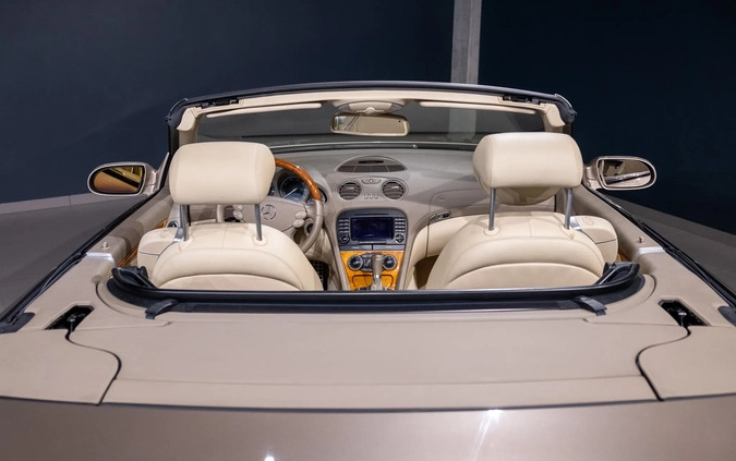 Mercedes-Benz SL cena 129900 przebieg: 111416, rok produkcji 2005 z Dobrzyń nad Wisłą małe 379